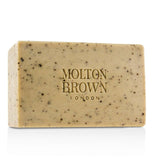 Molton Brown Re-Charge Black Pepper Re-Charge Black Pepper Body Scrub Bar 250g - DETAIL-2