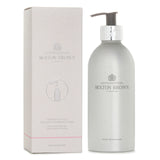 Molton Brown Infinite Bottle Delicious Rhubarb &amp; Rose Bath &amp; Shower Gel 400ml - DETAIL-1