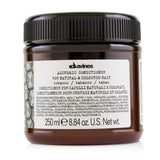 Davines Alchemic Conditioner - # Tobacco (For Natural & Coloured Hair) 250ml/8.84oz